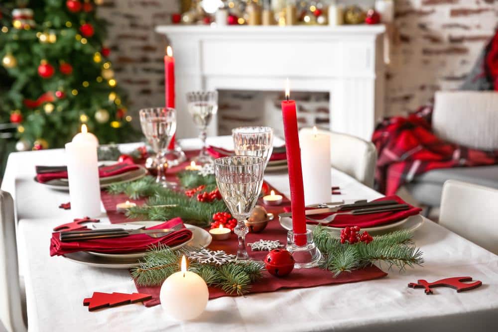 Top idées de décoration de table pour un Noël chic