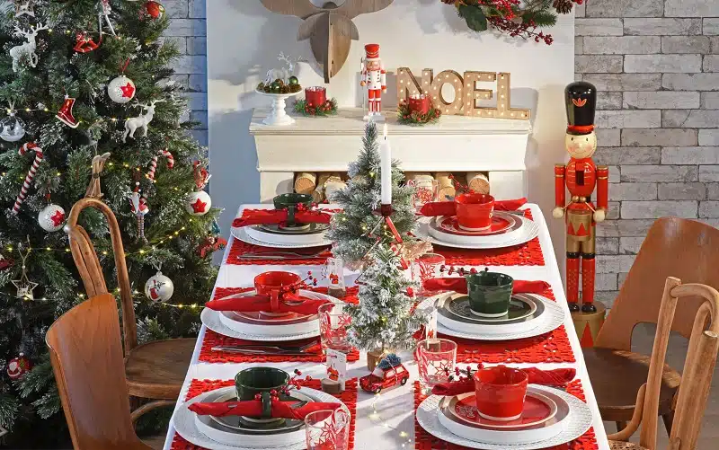 Top idées de décoration de table pour un Noël chic