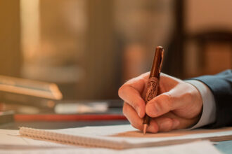 Le rôle du notaire dans le transfert de propriété aux héritiers