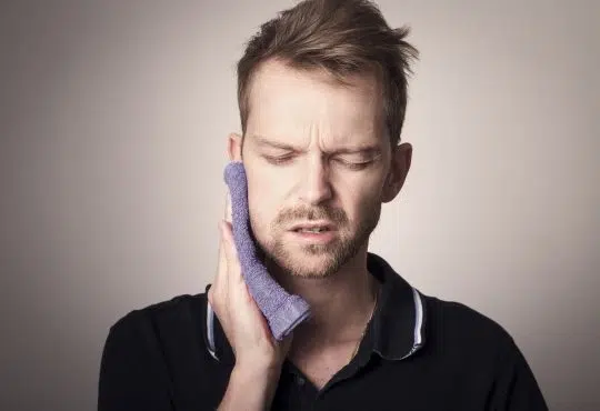 Formule de politesse pour un notaire : exemples et astuces - Orvinfait